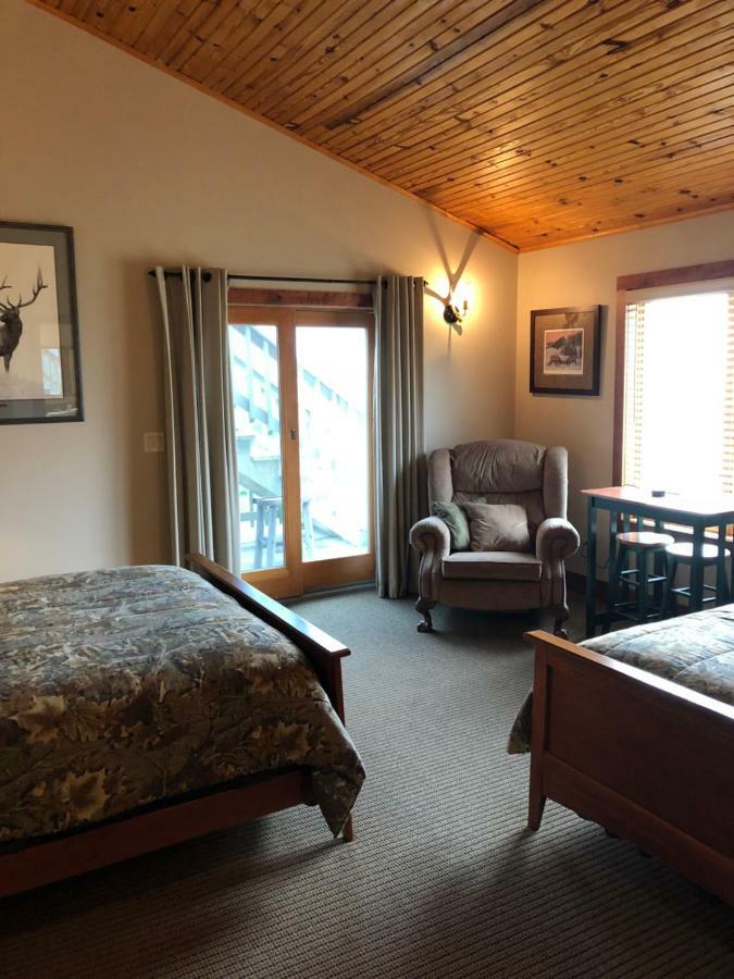 Comstock Premier Lodge LLC Sargent Extérieur photo